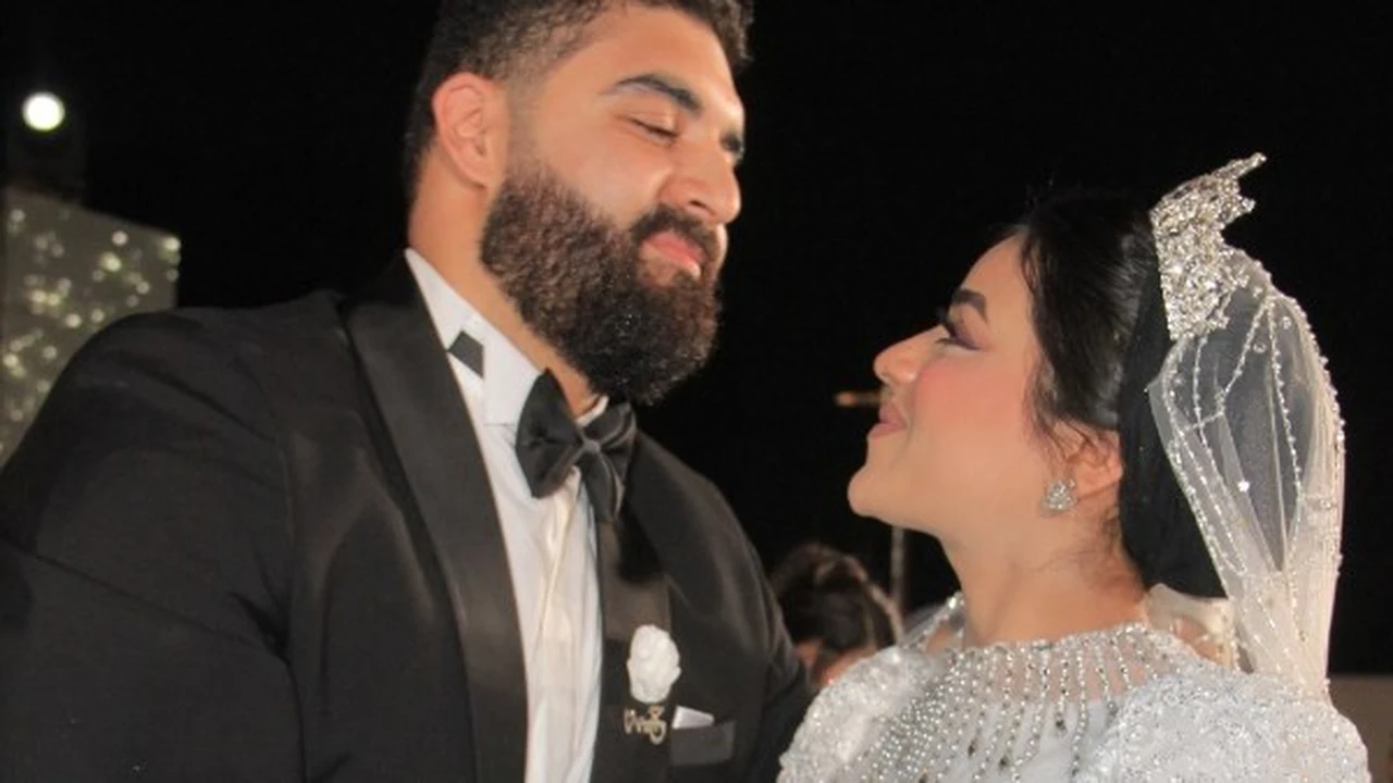 حفل زفاف المصارع أدهم سارى يجمع نجوم الرياضة في مناسبة تاريخية لكرة مصر